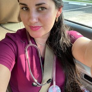 Meet your Posher, Priscilla